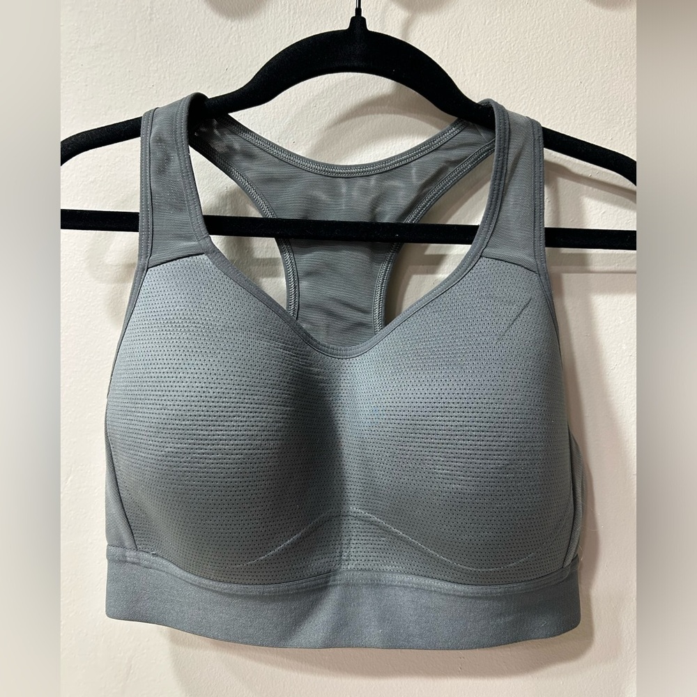 Gymshark Sport Bra Color Gray Size M